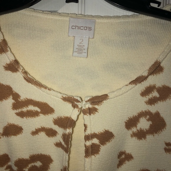 Chicos size 2 animal print cardigan - Picture 2 of 4